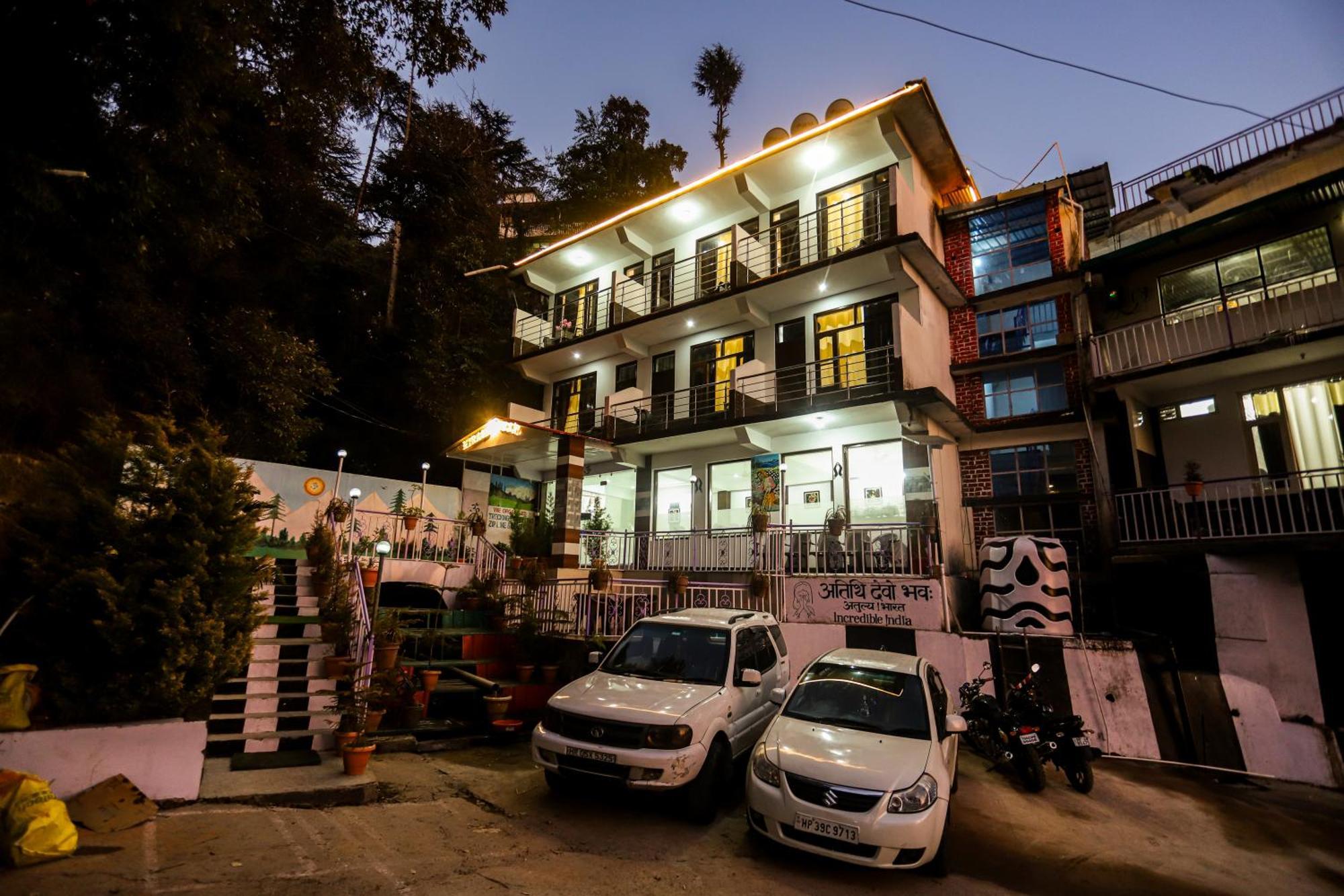 Mirage Grand Hotell McLeod Ganj Exteriör bild