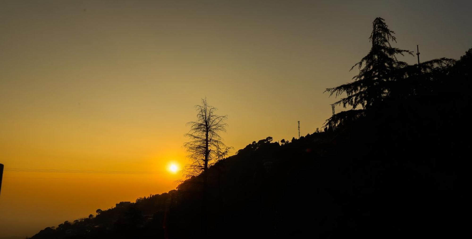 Mirage Grand Hotell McLeod Ganj Exteriör bild