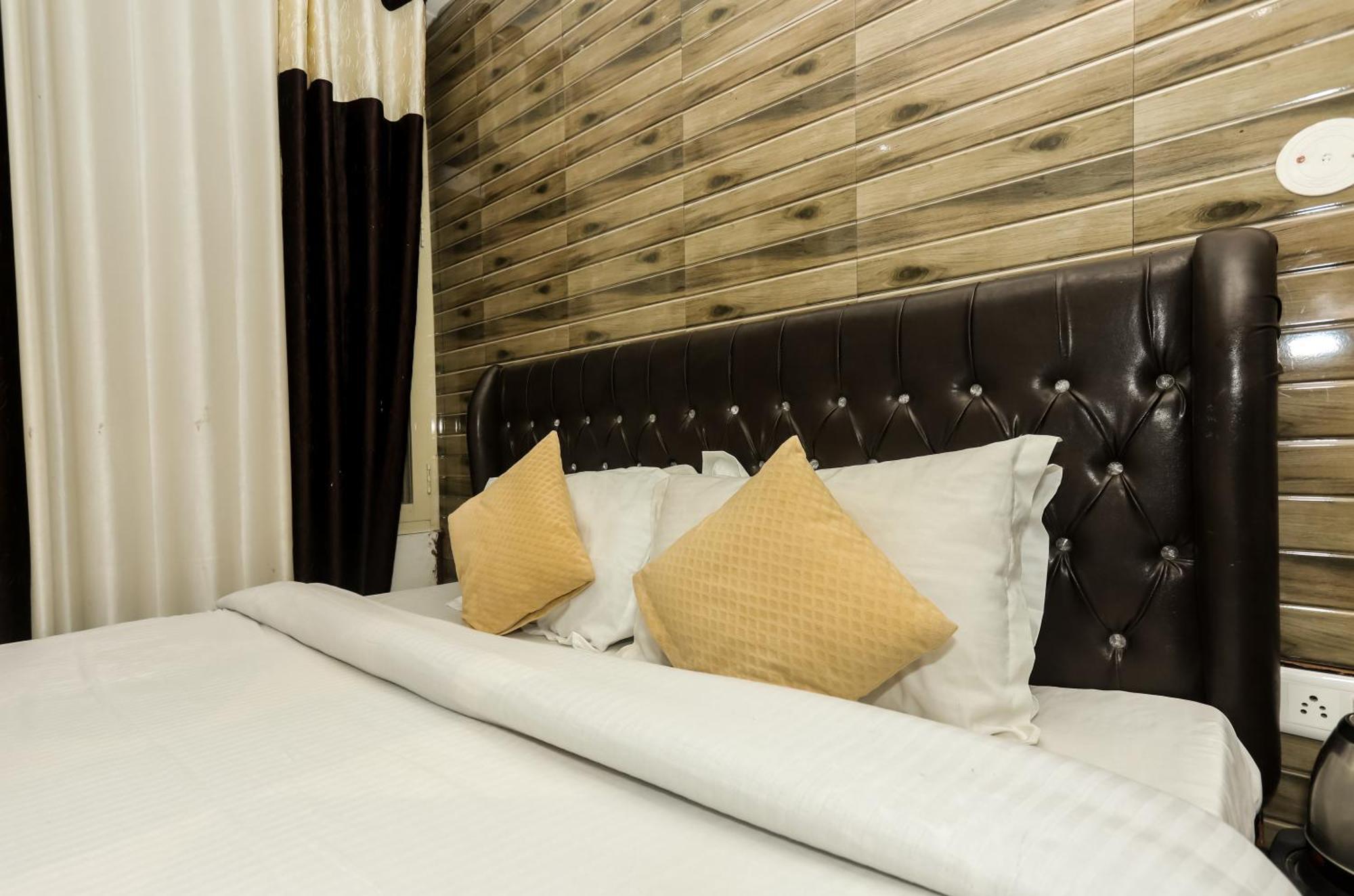 Mirage Grand Hotell McLeod Ganj Exteriör bild