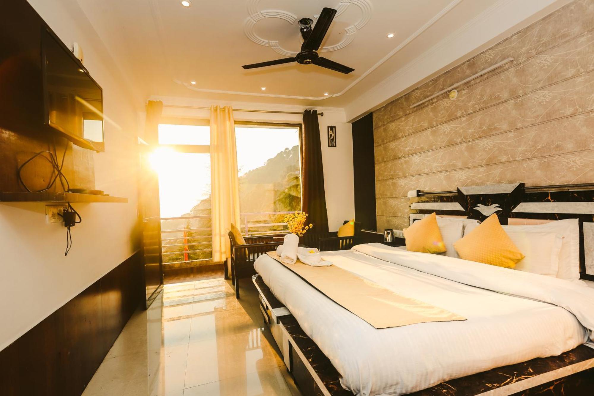 Mirage Grand Hotell McLeod Ganj Exteriör bild